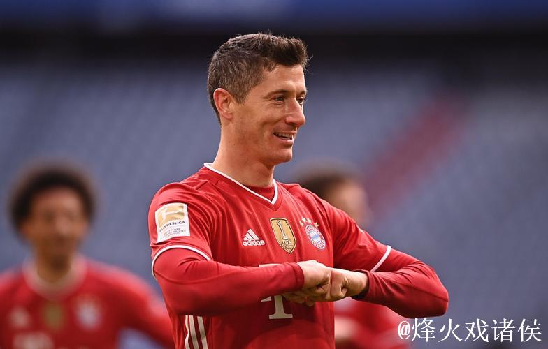 莱万当选赛季最佳球员 德甲收官日两大悬念揭晓 莱万当选赛季最佳球员 德甲收官日两大悬念揭晓