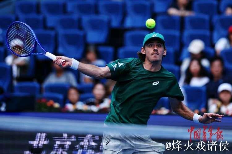 辛纳以2-1力克德米纳尔 连续3年中网男单决赛入围 辛纳以2-1力克德米纳尔 连续3年中网男单决赛入围